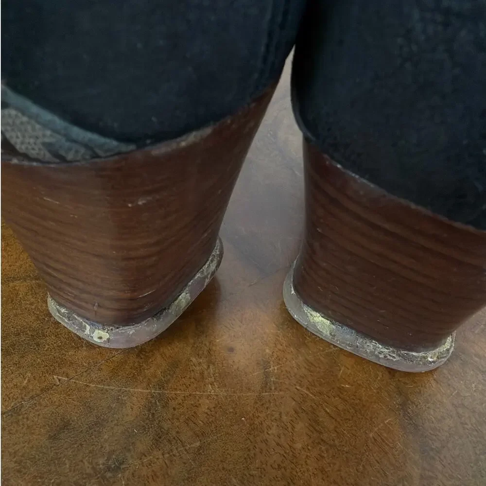 John Fluevog Black Brown Two Tone Lace Up Stacked Heel Boots 11 - Picture 7 of 9